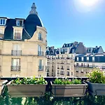 Charmant studio Paris 17e près de Palais de Congrès et Porte Maillot
